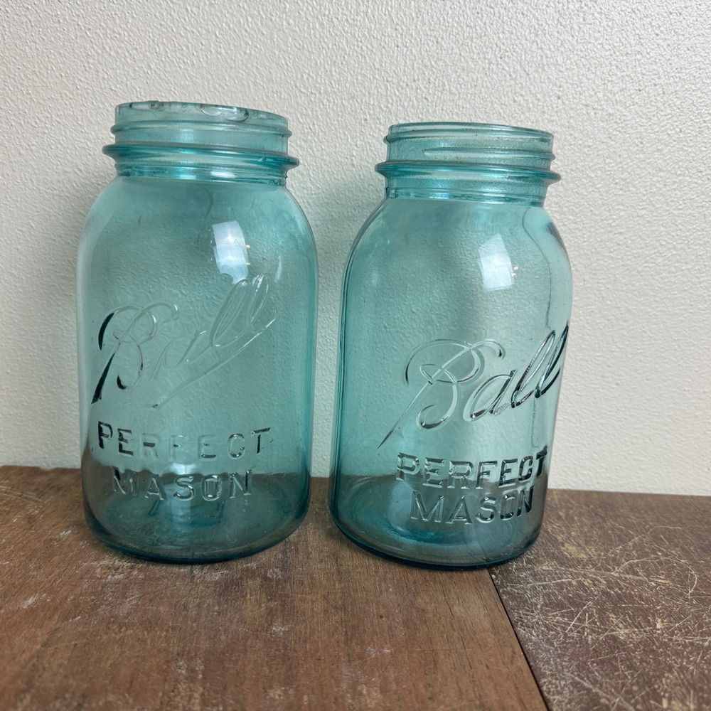Pair (2) Antique‎ Vintage 1900-1933 Blue Ball Mason Quart Jars Farmhouse Decor